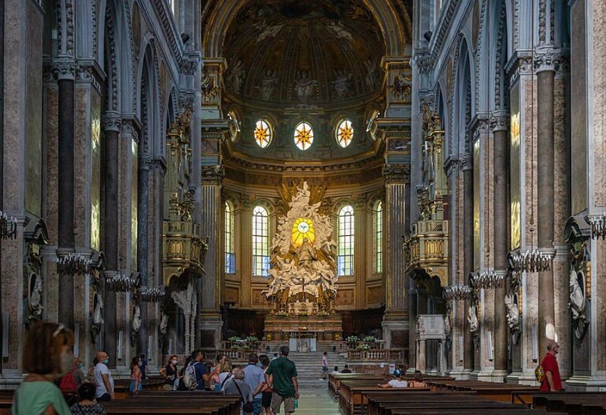 Napoli si prepara al Giubileo: sette itinerari di fede per accogliere milioni di pellegrini